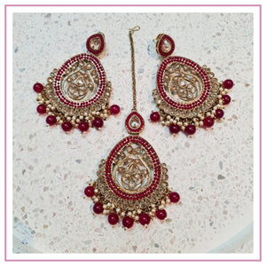 GULAABI Earring and Maangtikka Set in Red