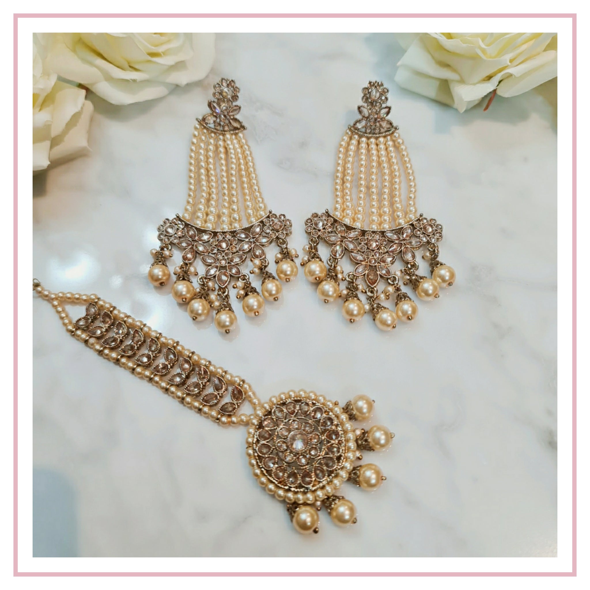 YASHINA Earring and Maangtikka Set