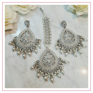 SHAINA Earring and Maangtikka Set