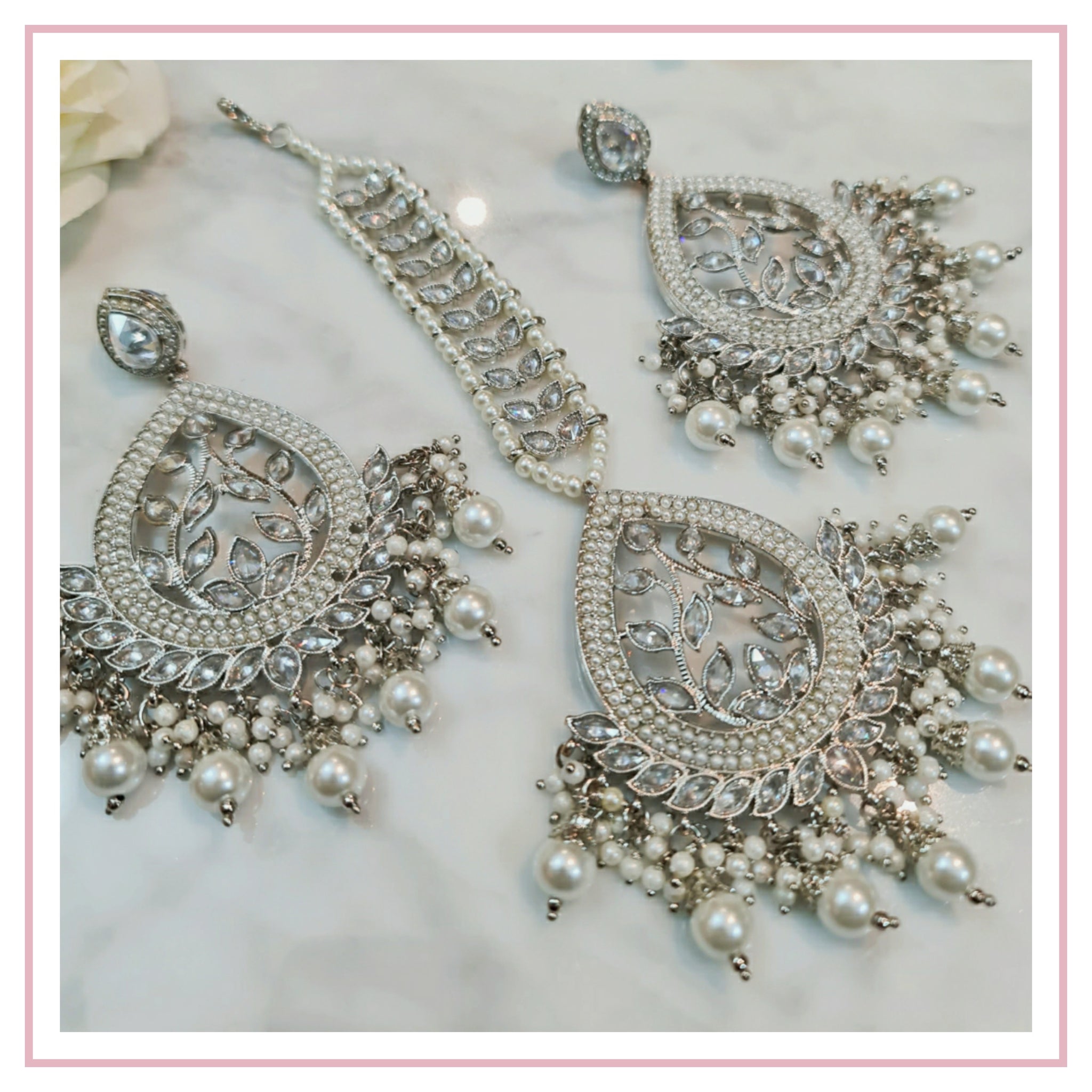 SHAINA Earring and Maangtikka Set